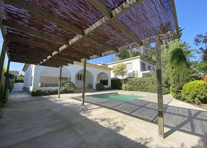 فيلة R5 Casa Colonial كوماروغا