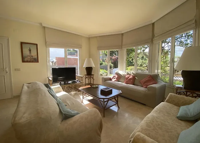 R5 Casa Colonial * كوماروغا