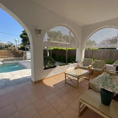 R5 Casa Colonial * كوماروغا